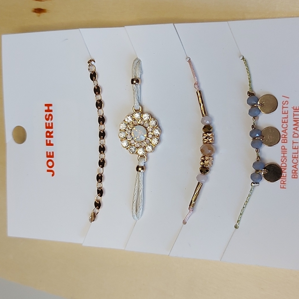 Joe Fresh Friendship Bracelet Set